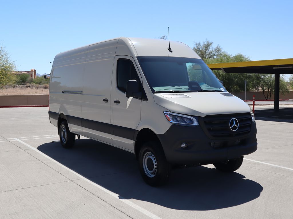 2025 Mercedes-Benz Sprinter 2500 3