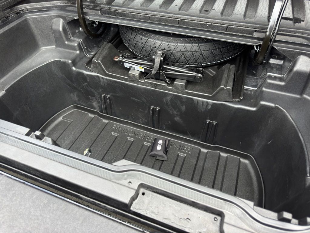 2026 Honda Ridgeline Black Edition Black at Community Honda