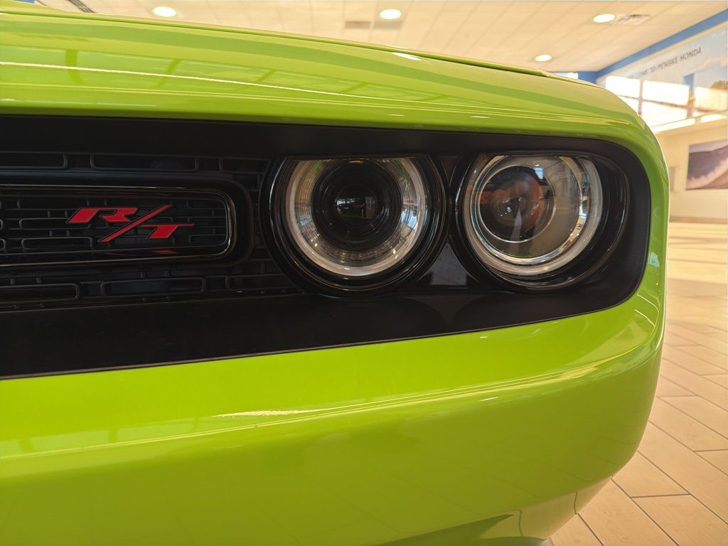 Thumbnail: 2015 Dodge Challenger - 9