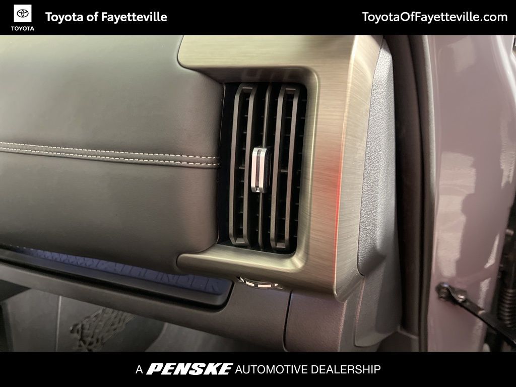 Thumbnail: 2025 Nissan Pathfinder - 23