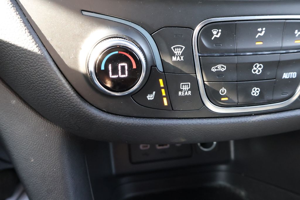 2023 Chevrolet Equinox LT 25