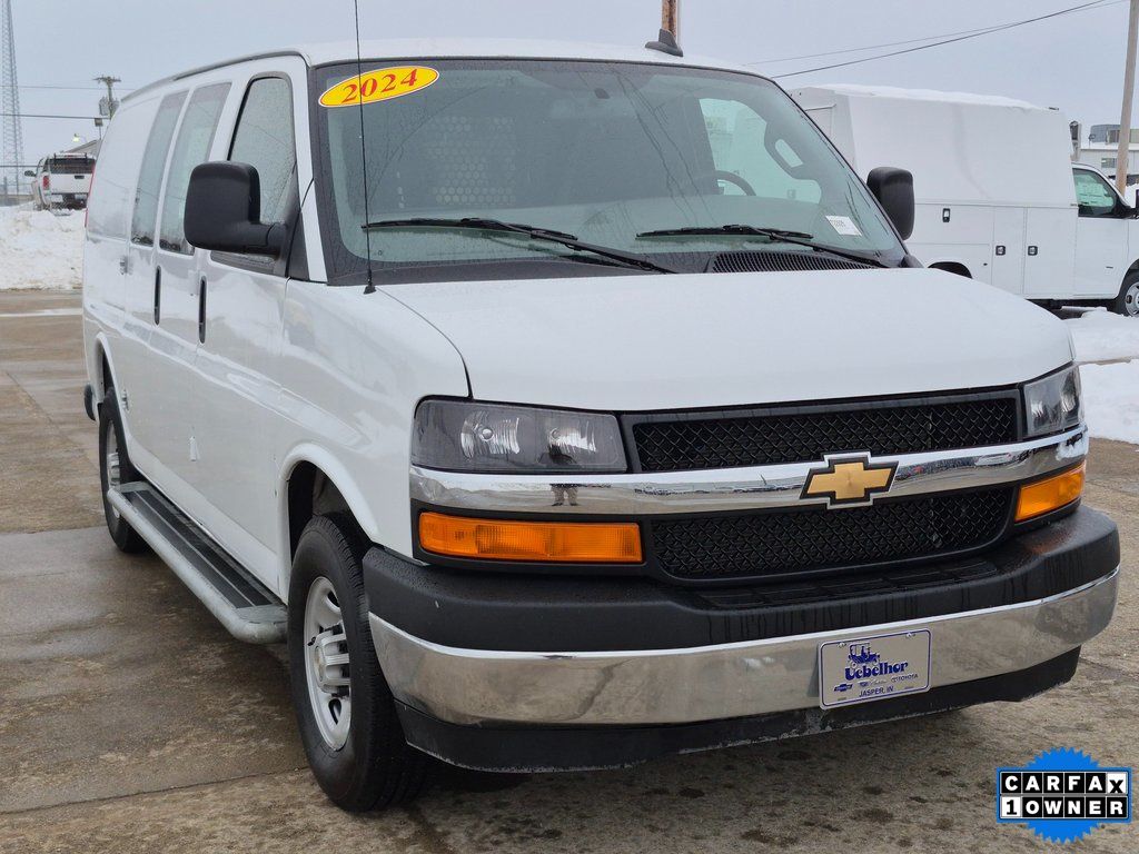 2024 Chevrolet Express Cargo 2500 RWD