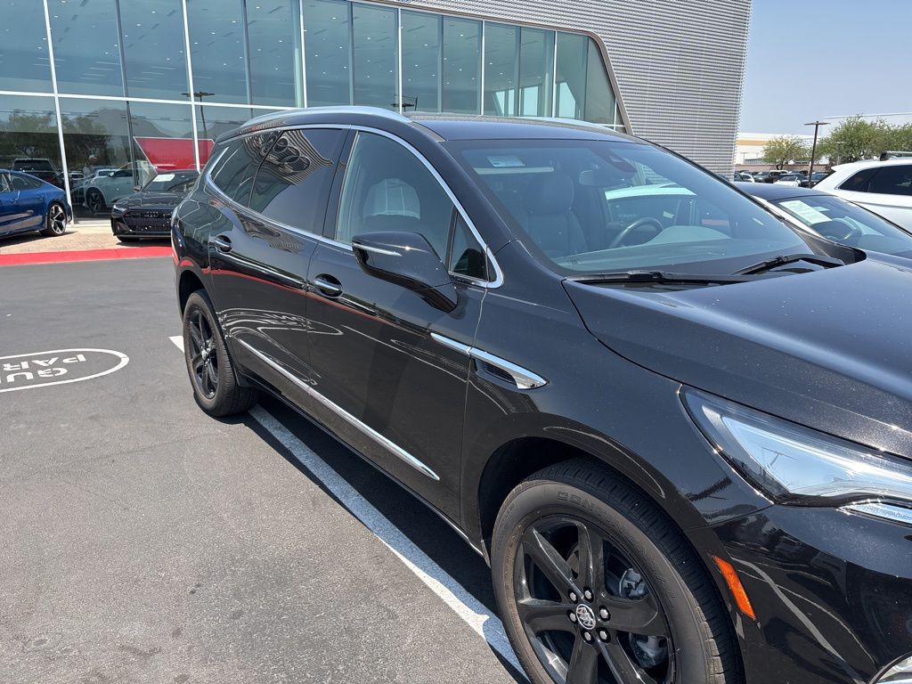 Thumbnail: 2023 Buick Enclave - 3