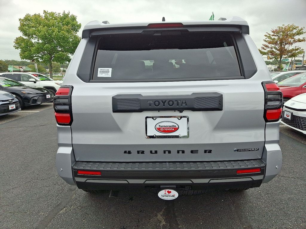 Thumbnail: 2025 Toyota 4Runner - 5