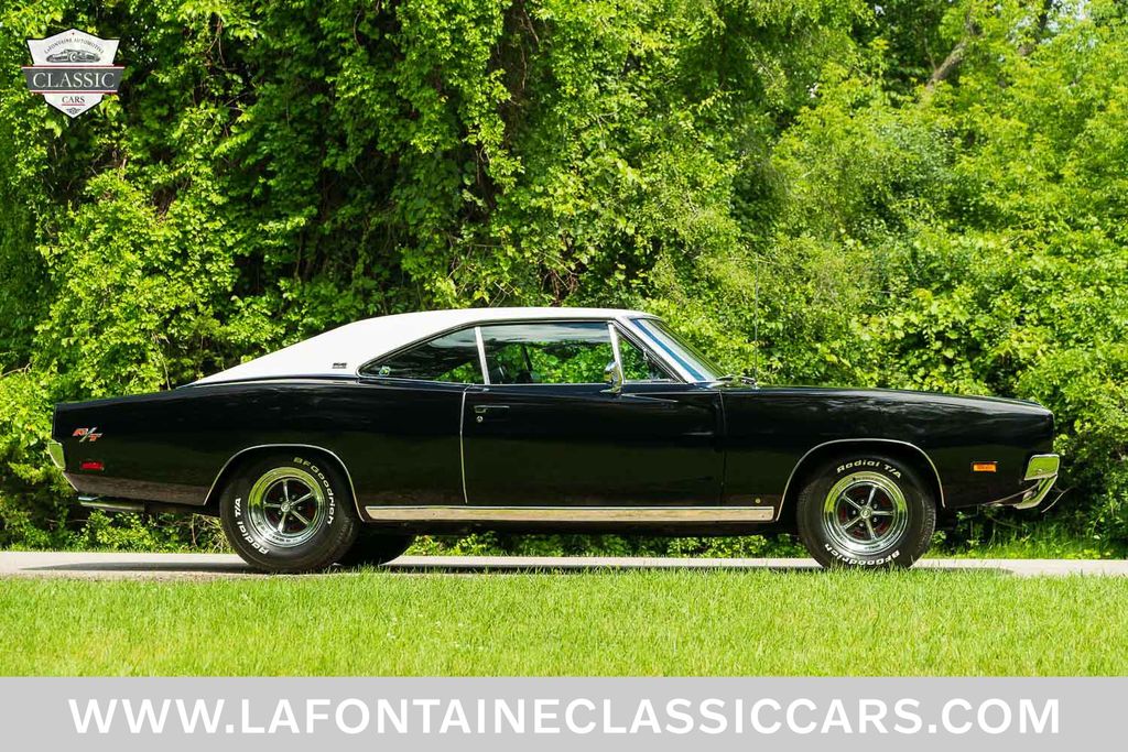 1969 Dodge Charger 16