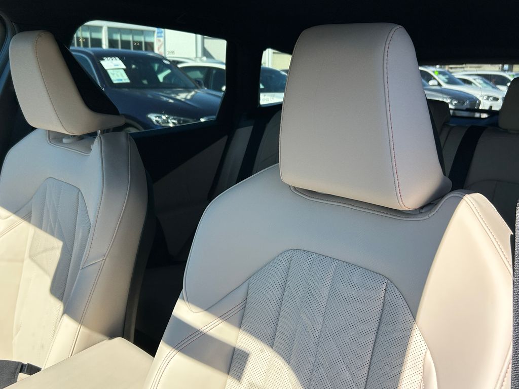 Thumbnail: 2026 BMW X3 - 14