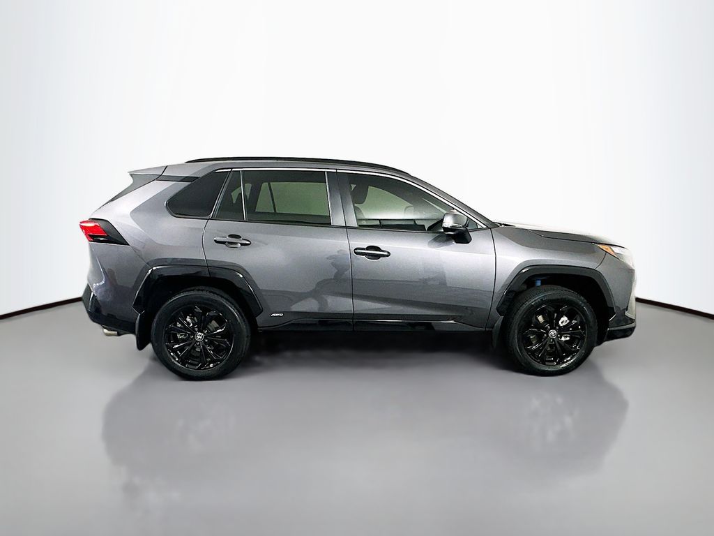 Thumbnail: 2022 Toyota RAV4 - 4