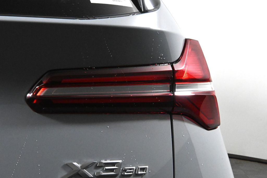 Thumbnail: 2026 BMW X3 - 13