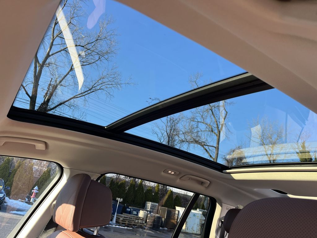 Thumbnail: 2024 BMW X7 - 22