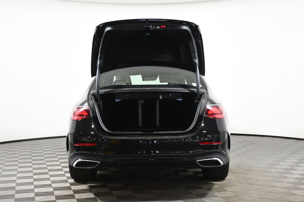 2025 Mercedes-Benz E-Class E 350 26