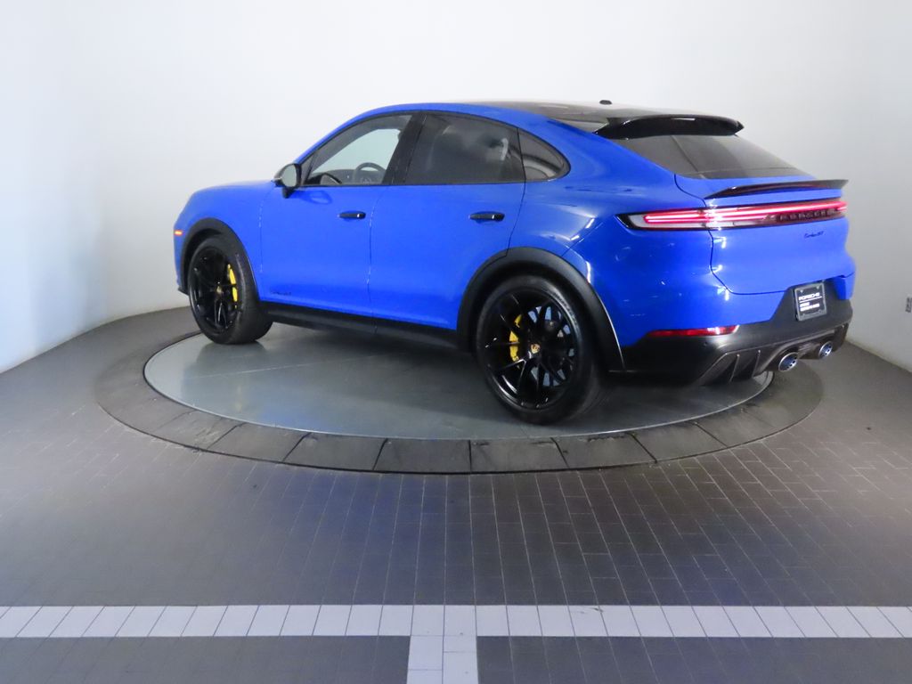 Thumbnail: 2024 Porsche  - 3