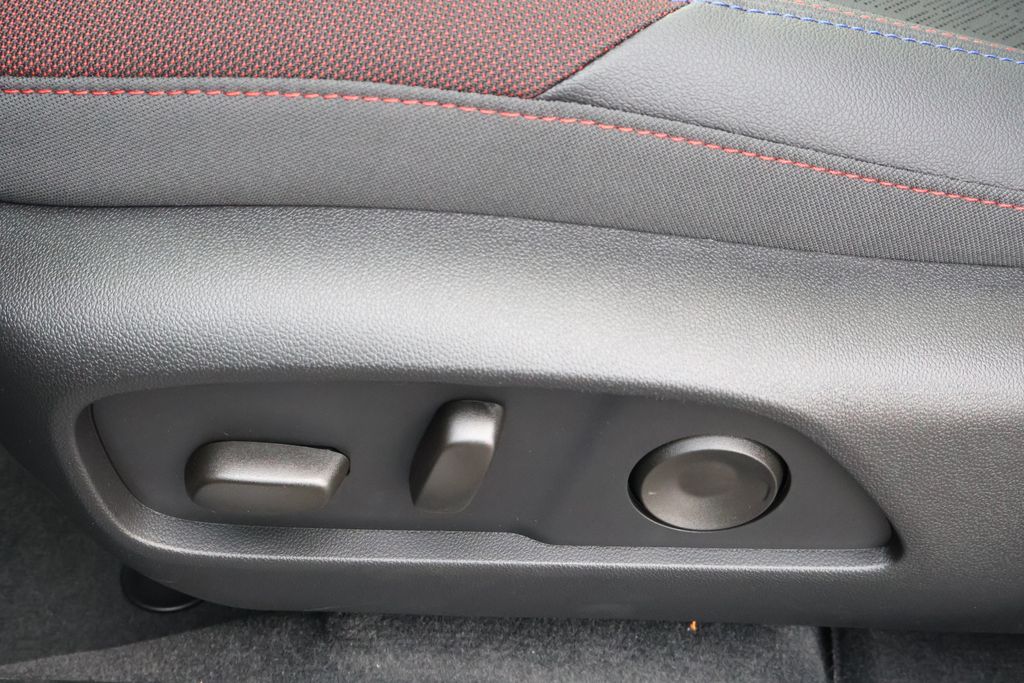 Thumbnail: 2026 Chevrolet Equinox - 17