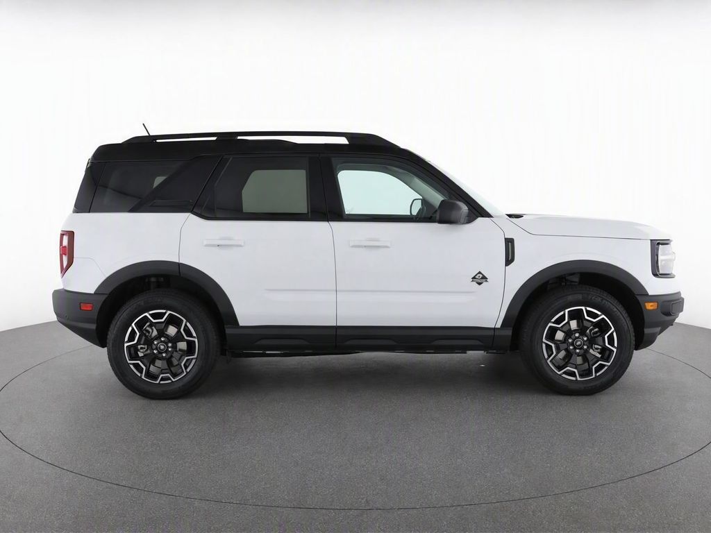 New 2026 Oxford White Ford Outer Banks® image 8