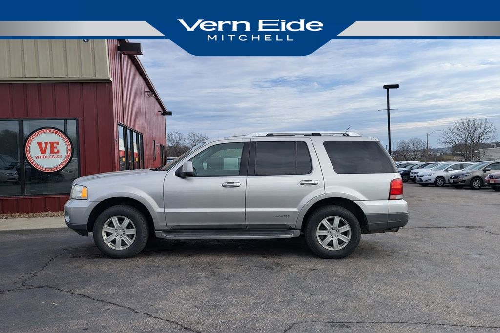 Used 2005 Lincoln Aviator