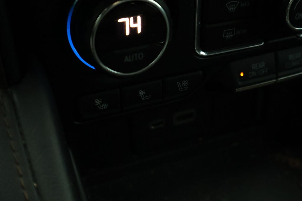 Thumbnail: 2021 Chevrolet Tahoe - 27