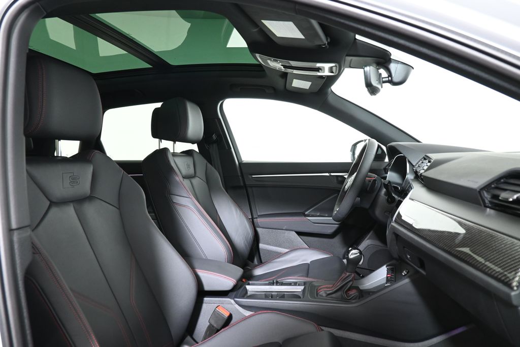 Thumbnail: 2025 Audi Q3 - 28