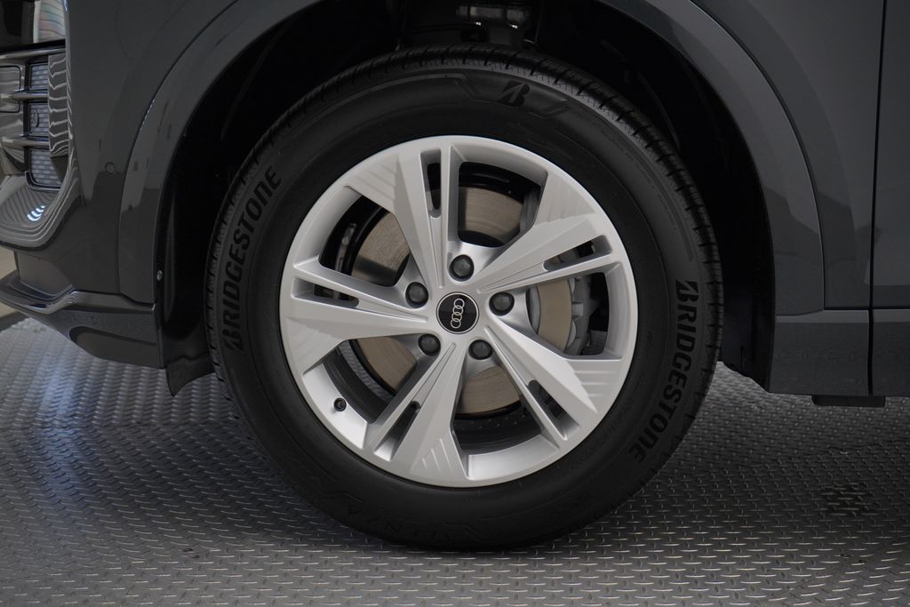 2025 Audi Q6 e-tron Premium 2
