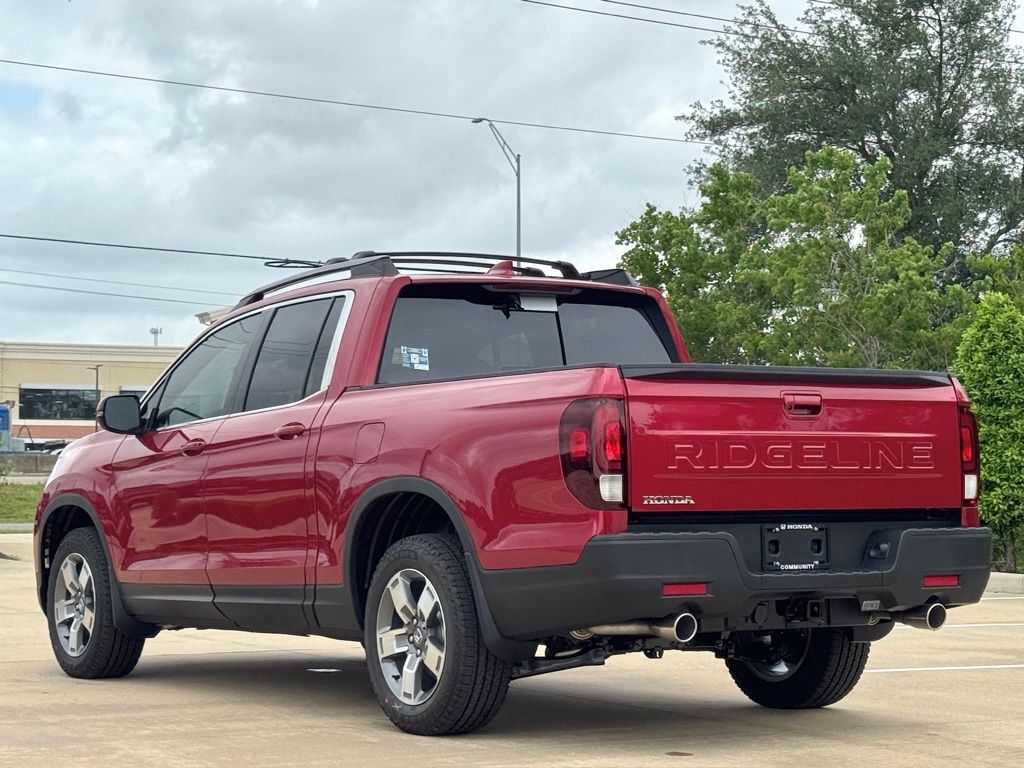 2026 Honda Ridgeline RTL Red at Community Honda