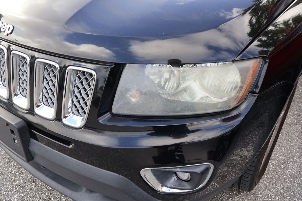 Thumbnail: 2015 Jeep Compass - 3