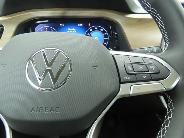 Thumbnail: 2026 Volkswagen Atlas - 12