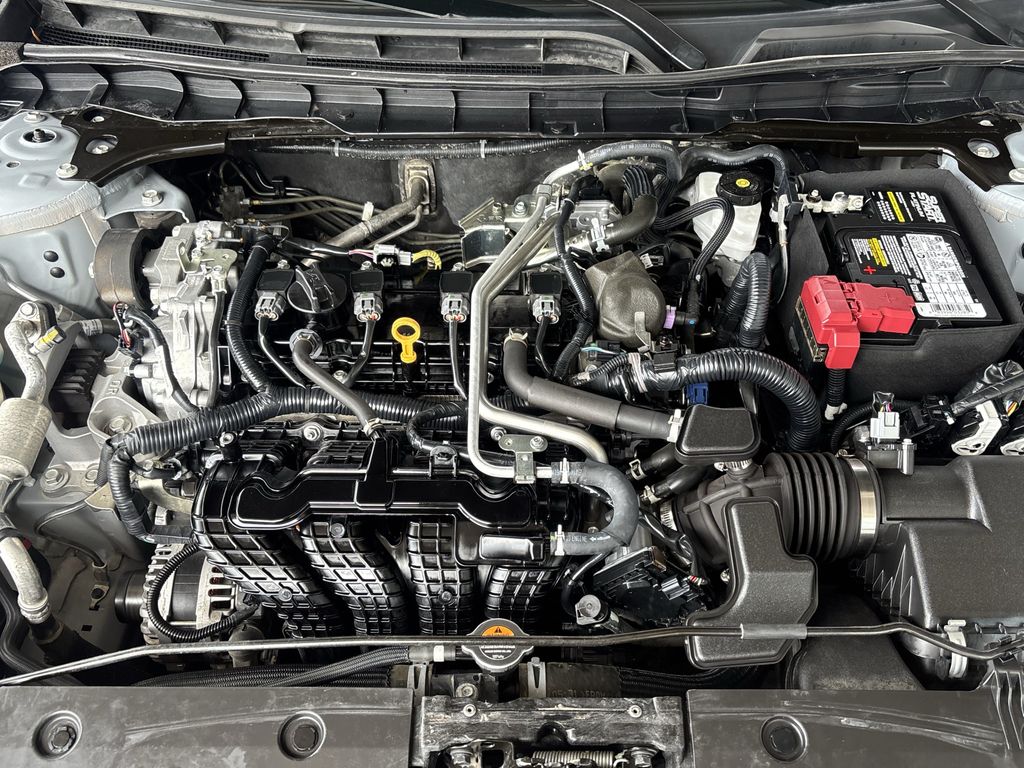 Used 2024 Nissan Altima Sedan