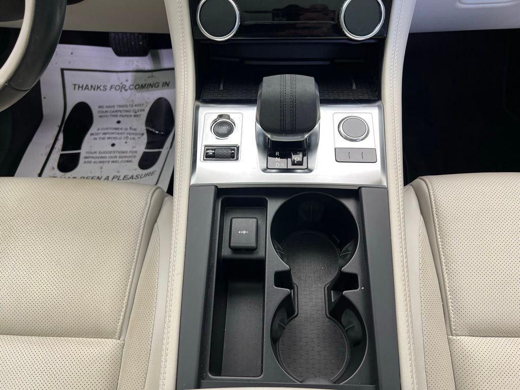 Thumbnail: 2022 Jaguar F-Pace - 11