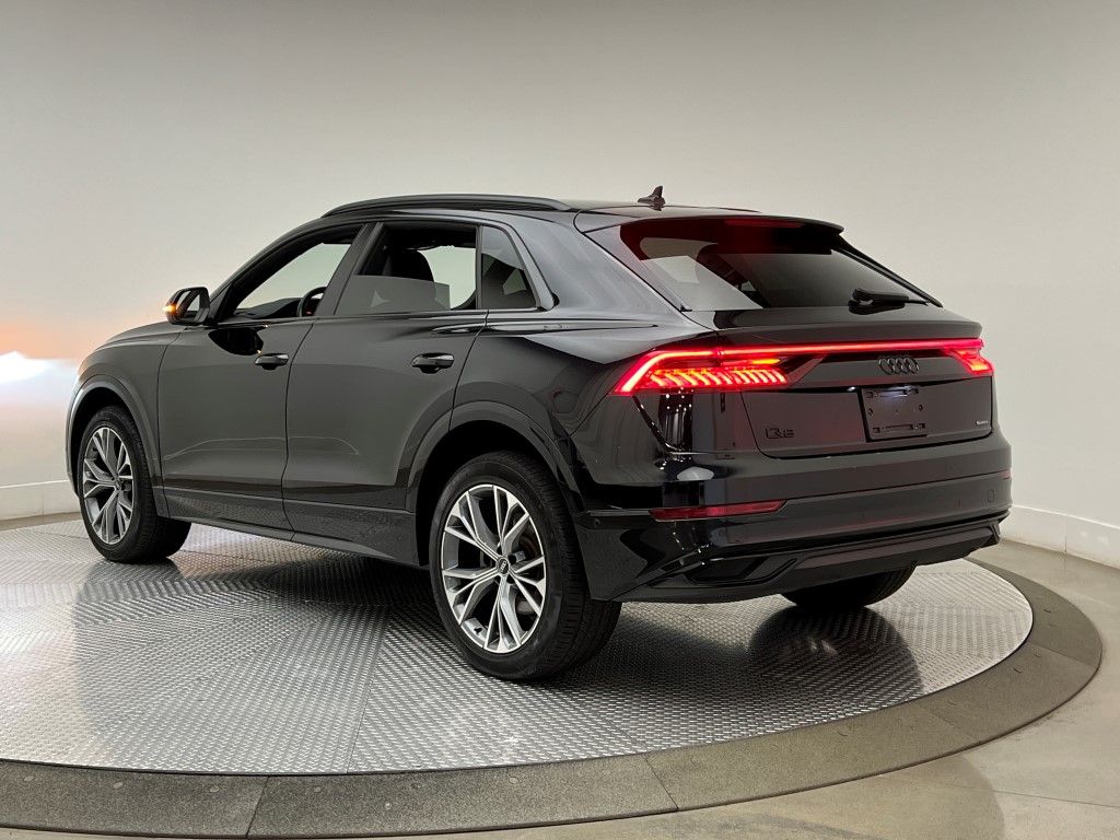 Thumbnail: 2021 Audi Q8 - 4