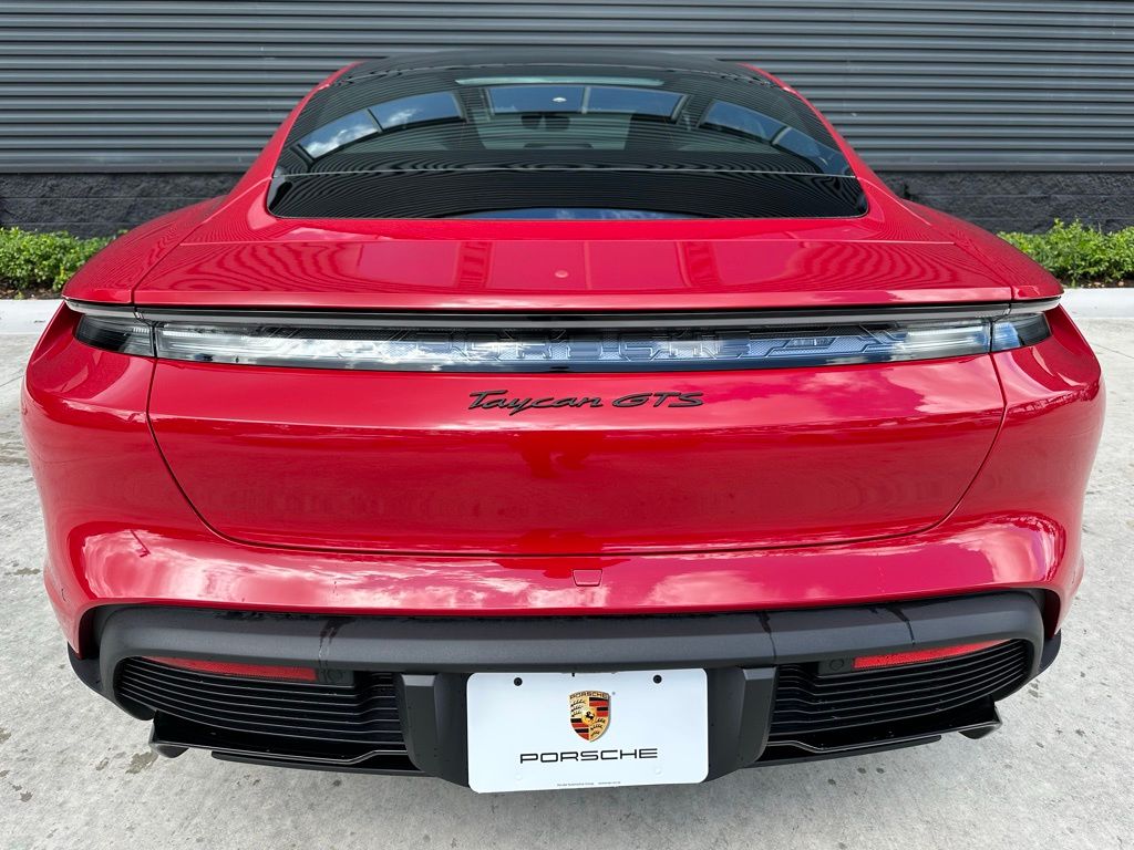 Thumbnail: 2025 Porsche Taycan - 11