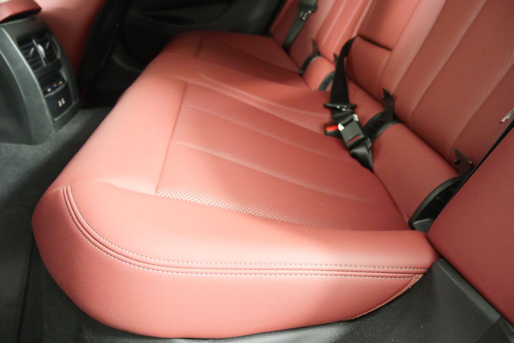 2022 BMW 3 Series 330i 15