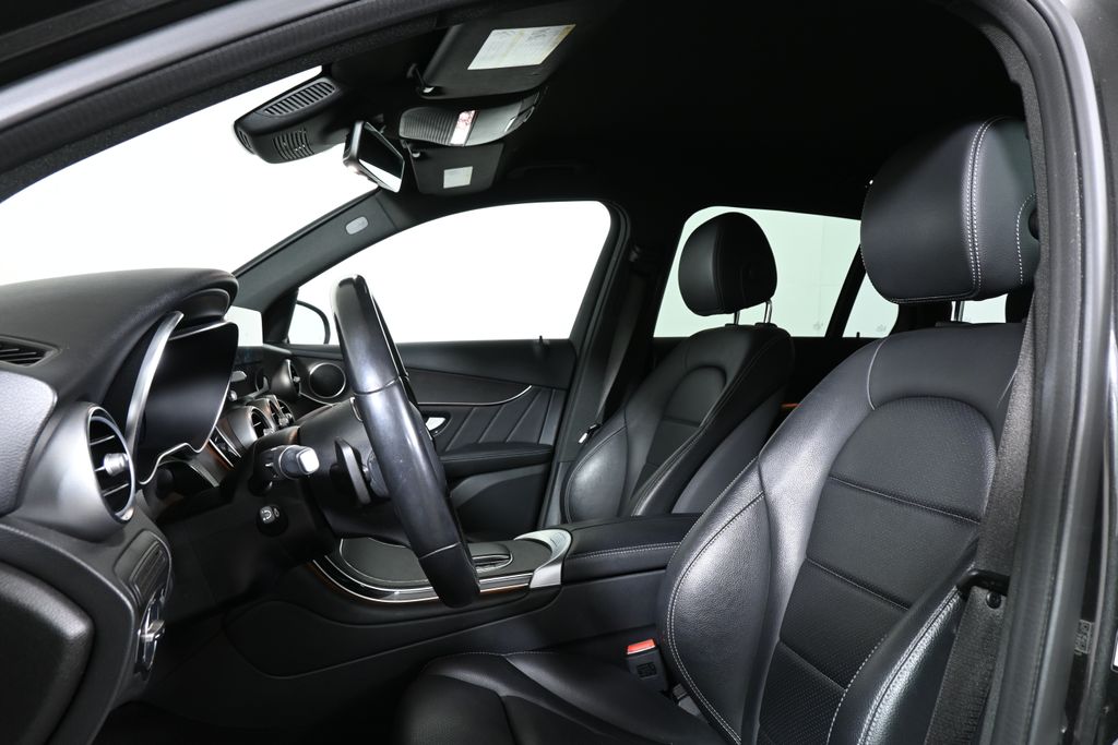 Thumbnail: 2022 Mercedes-Benz GLC - 5