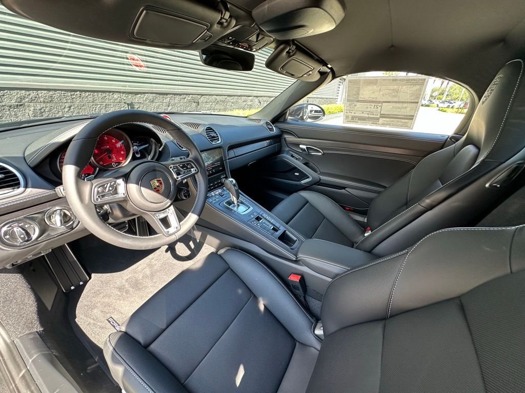 Thumbnail: 2025 Porsche 718 Boxster - 4