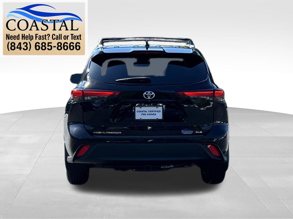 2022 Toyota Highlander XLE Brown at Davis Toyota of Orangeburg