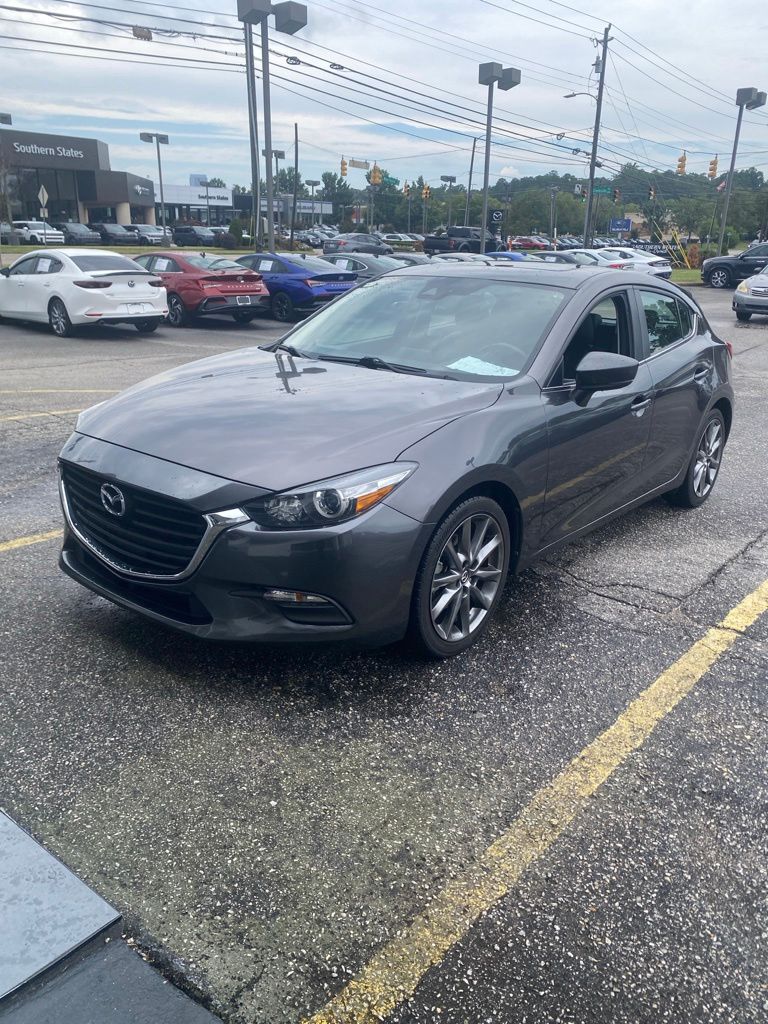 Machine Gray Metallic 2018 Mazda MAZDA3 Hatchback Front-Wheel Drive 6-Speed Automatic