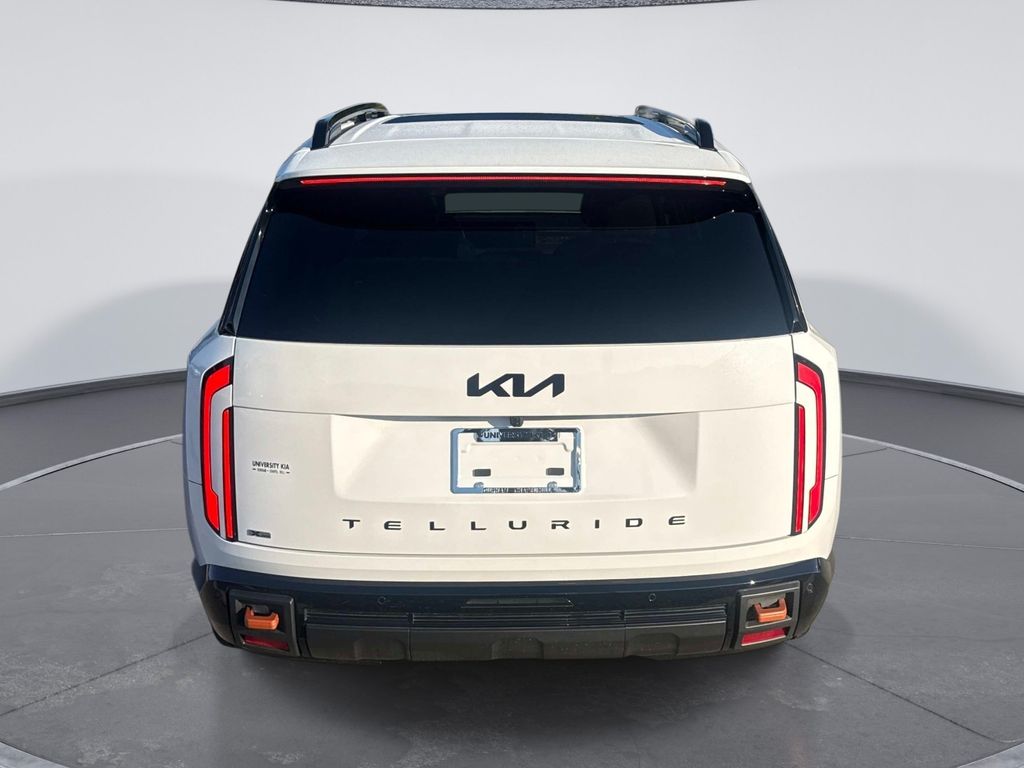 Used 2027 White Kia X-Pro SX-Prestige image 4