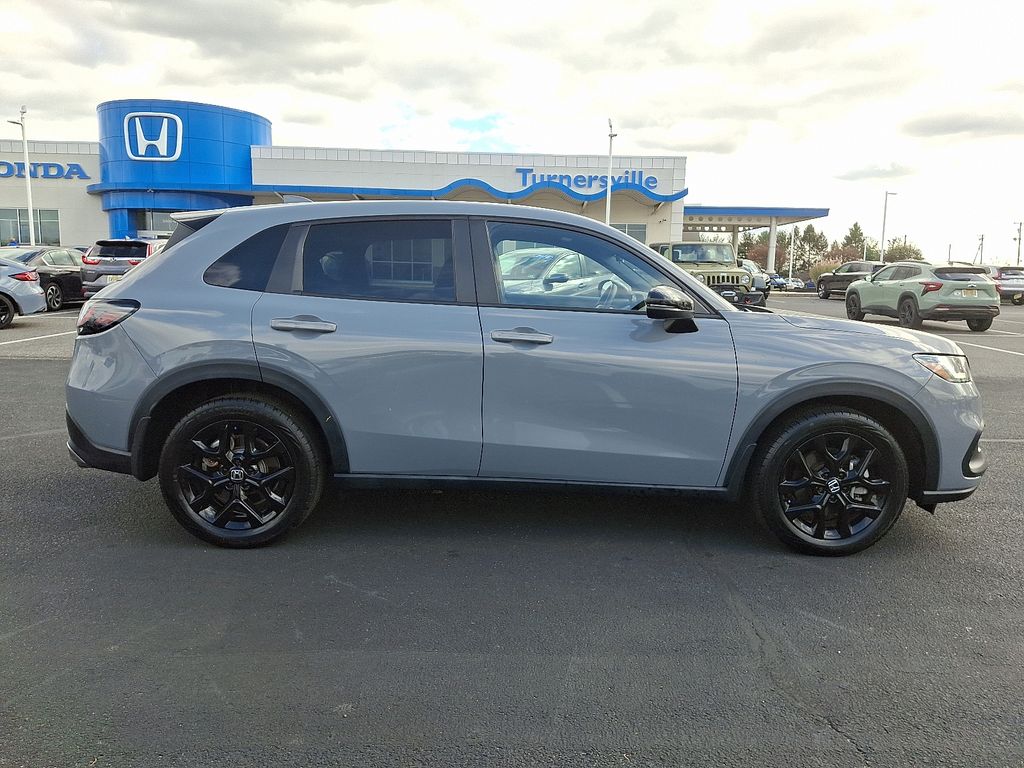 Thumbnail: 2023 Honda HR-V - 7