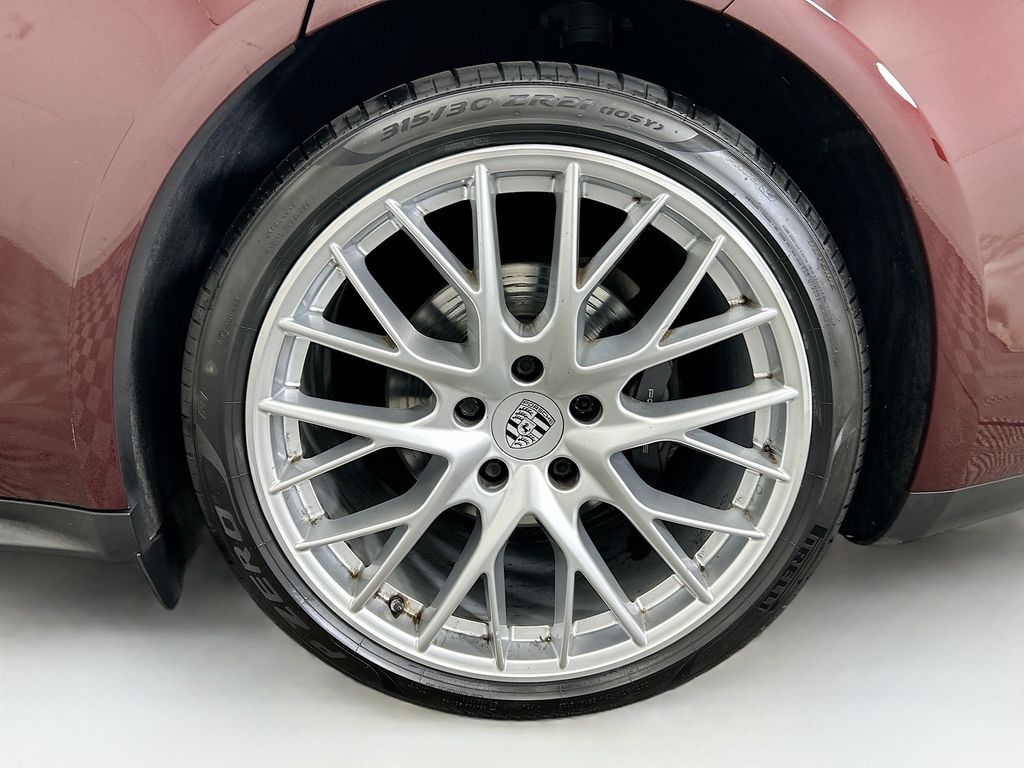 Thumbnail: 2019 Porsche Panamera - 32
