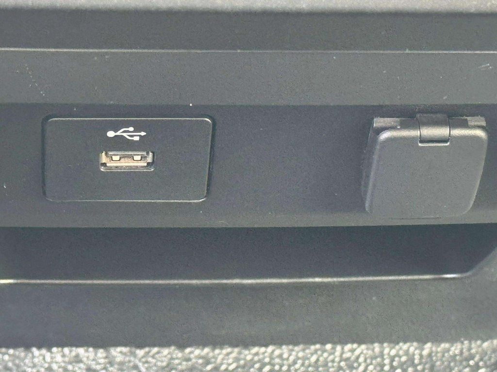 Used 2020 Oxford White Ford XL image 10