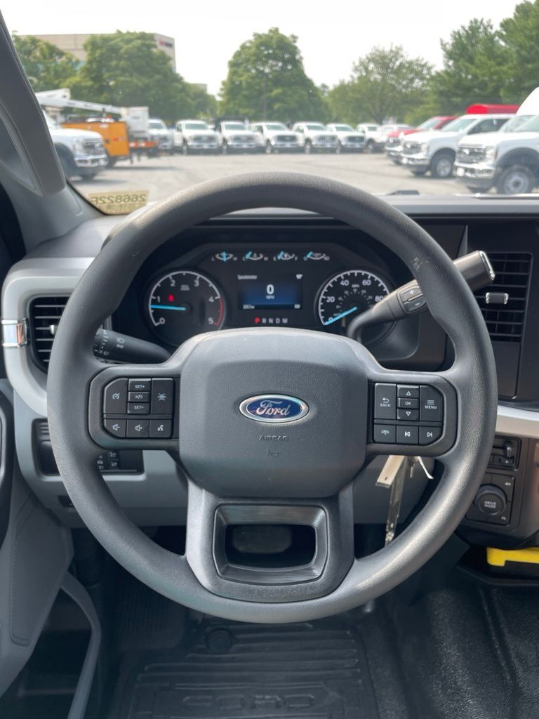 2026 Ford F-550 Chassis XL
