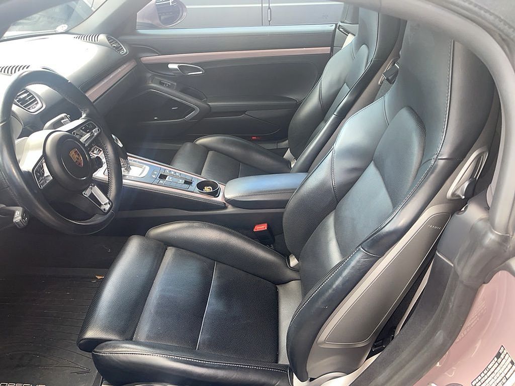 Thumbnail: 2022 Porsche 718 Boxster - 4