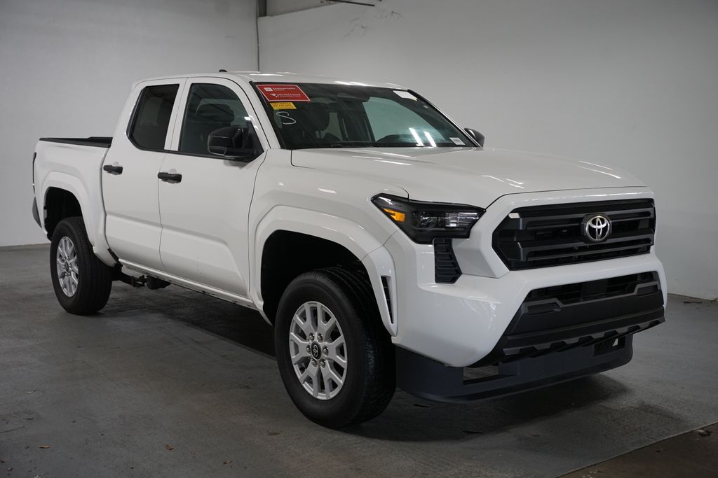 Thumbnail: 2024 Toyota Tacoma - 3