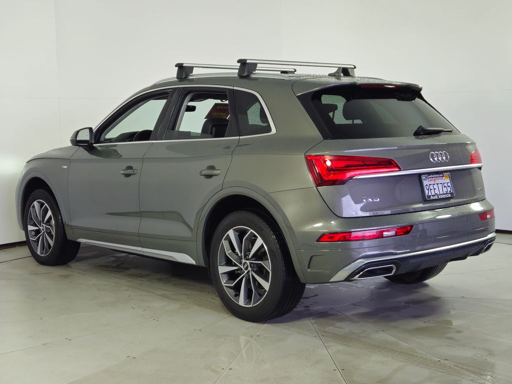 Thumbnail: 2023 Audi Q5 - 9