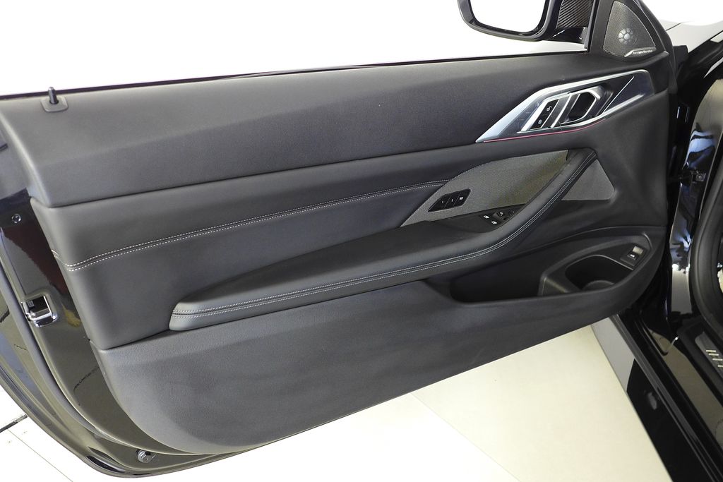 Thumbnail: 2023 BMW M4 - 11