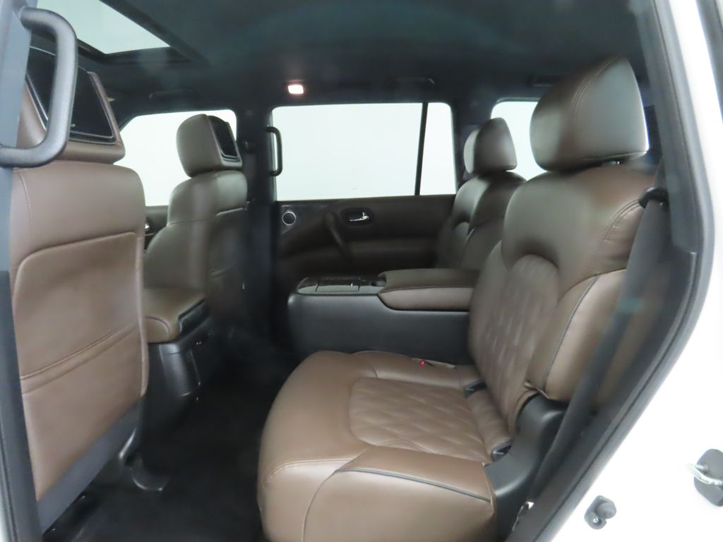 Thumbnail: 2022 Nissan Armada - 22