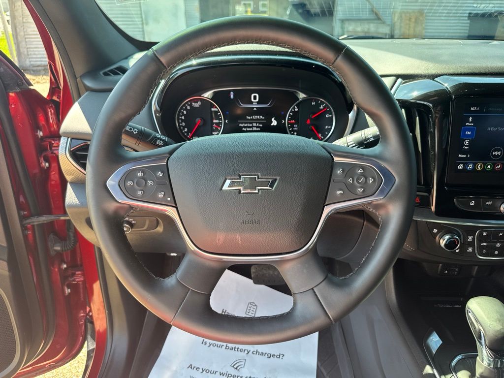 Used 2023 Chevrolet Traverse SUV