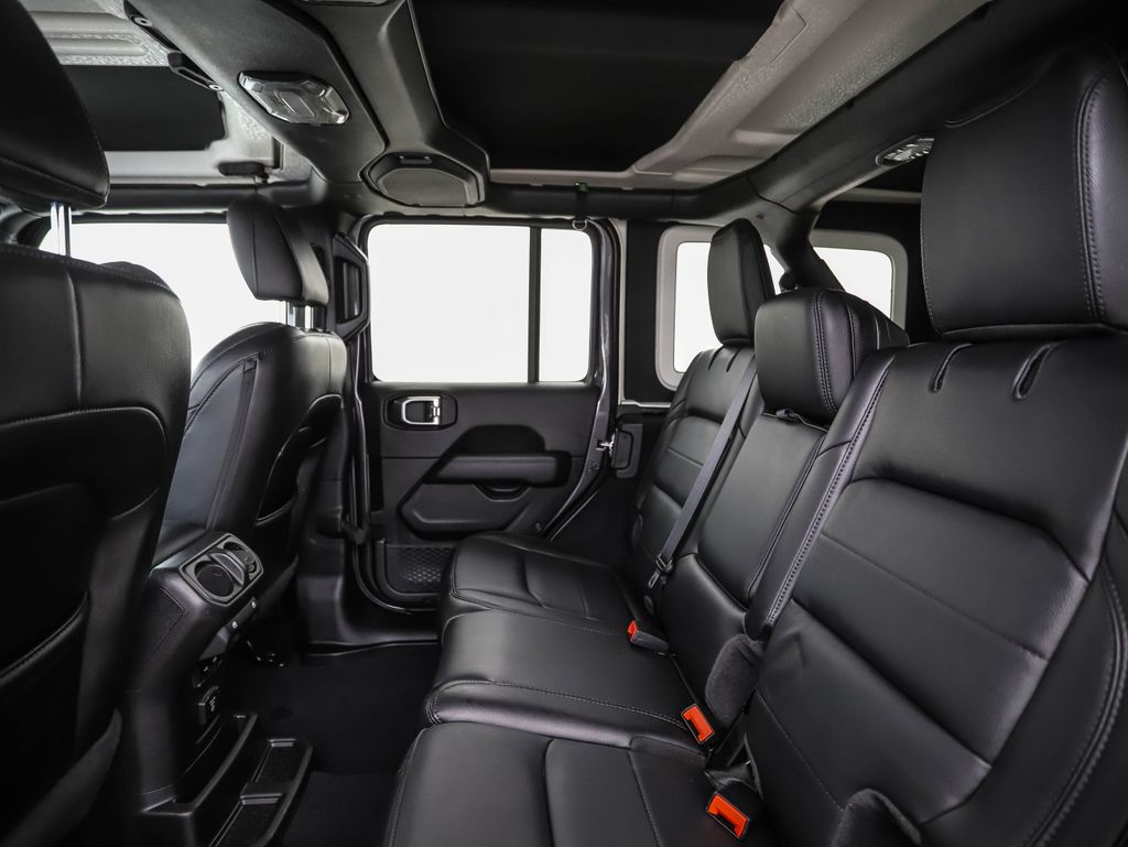 Thumbnail: 2020 Jeep Wrangler - 21