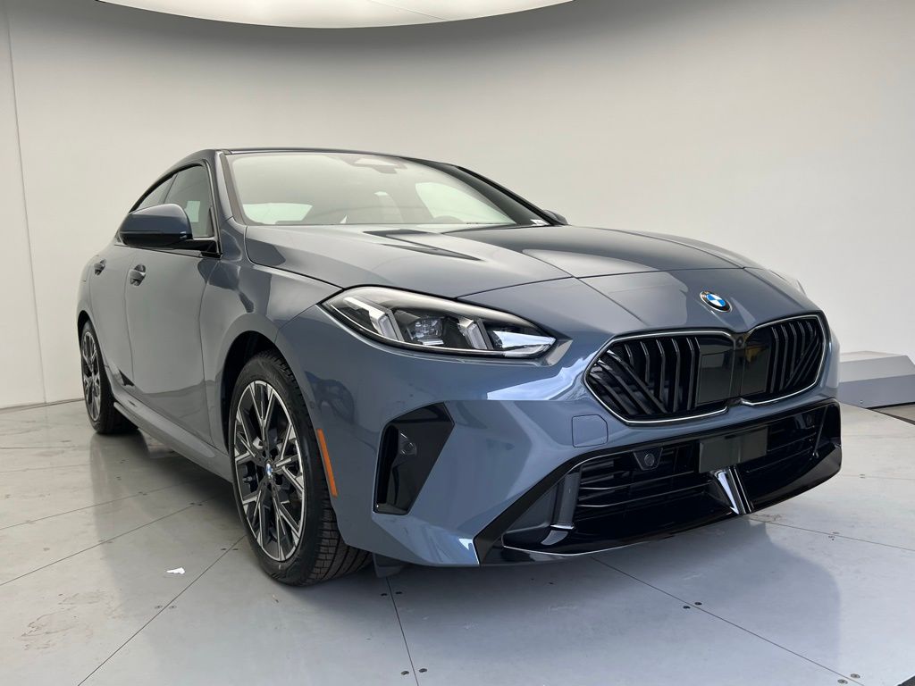 Thumbnail: 2026 BMW 2 Series - 2