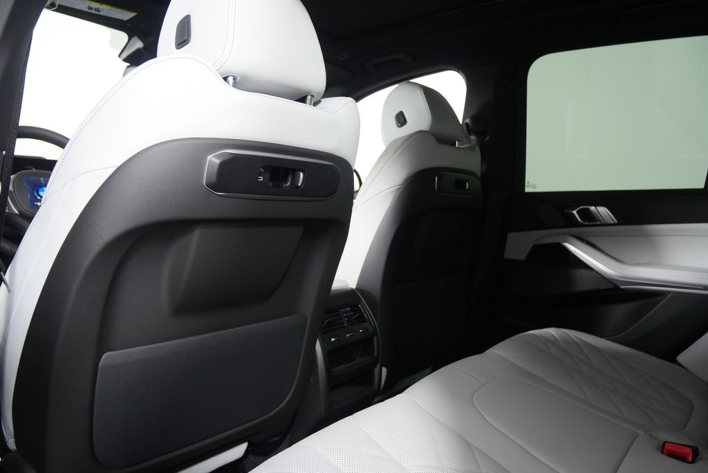 2026 BMW X5 xDrive40i 17