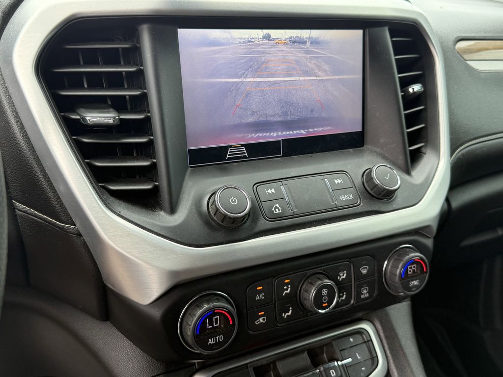 2021 GMC Acadia SLE Black at AutoSavvy Houston Southwest