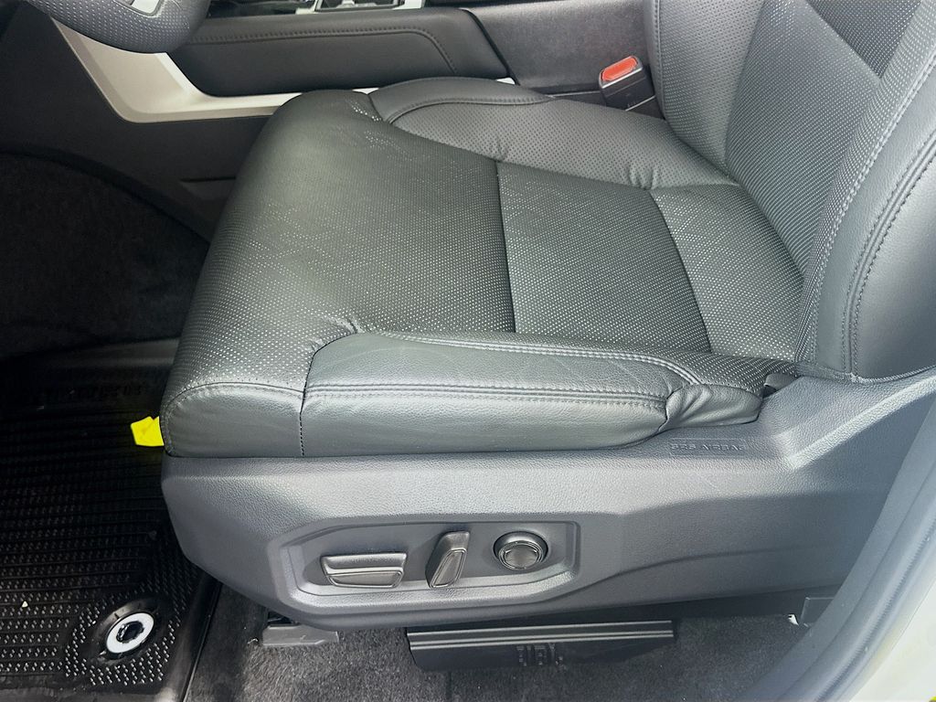 Thumbnail: 2025 Toyota Tundra - 20