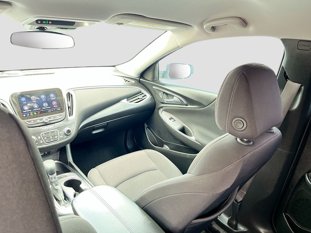 Used 2024 White Chevrolet LT image 24